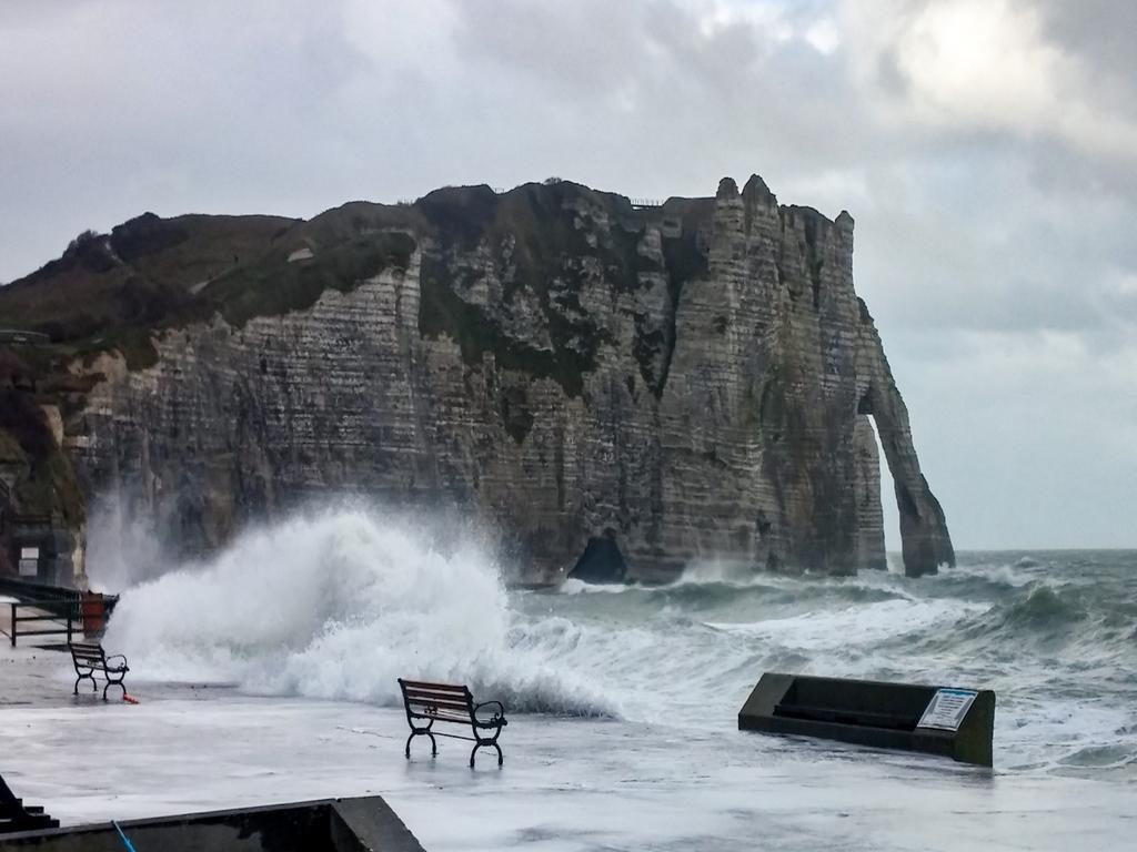 La Belle Vue Le Diamant Des Yeux Mer Et Golf Front Mer Étretat Zewnętrze zdjęcie